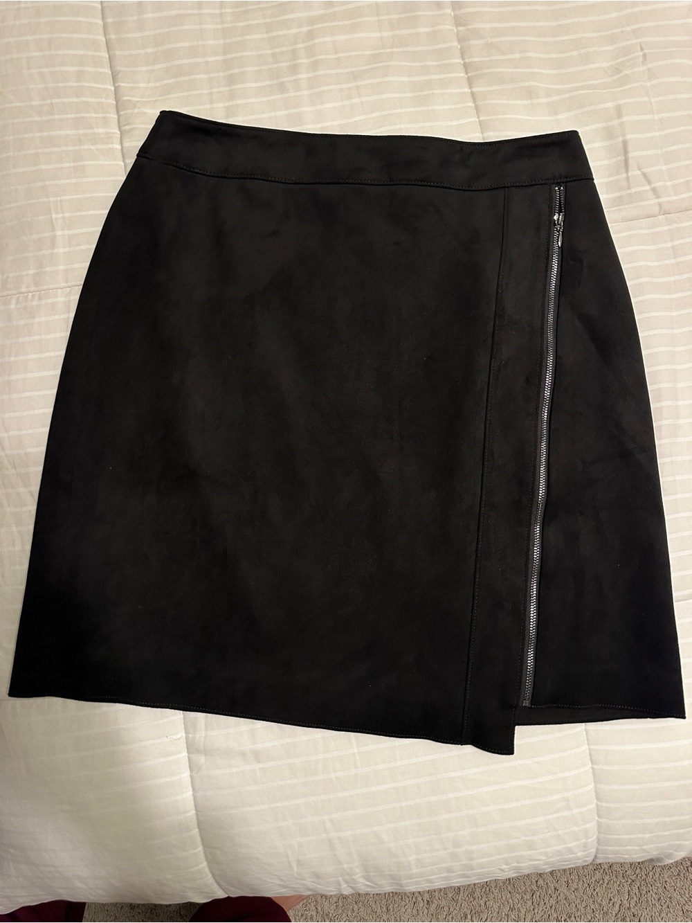 NWT White House Black Market Black Faux Suede Skirt